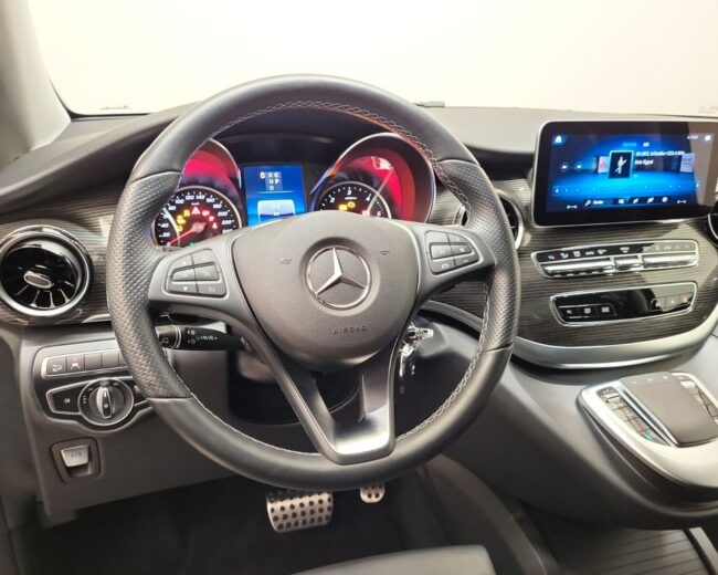 Mercedes Benz